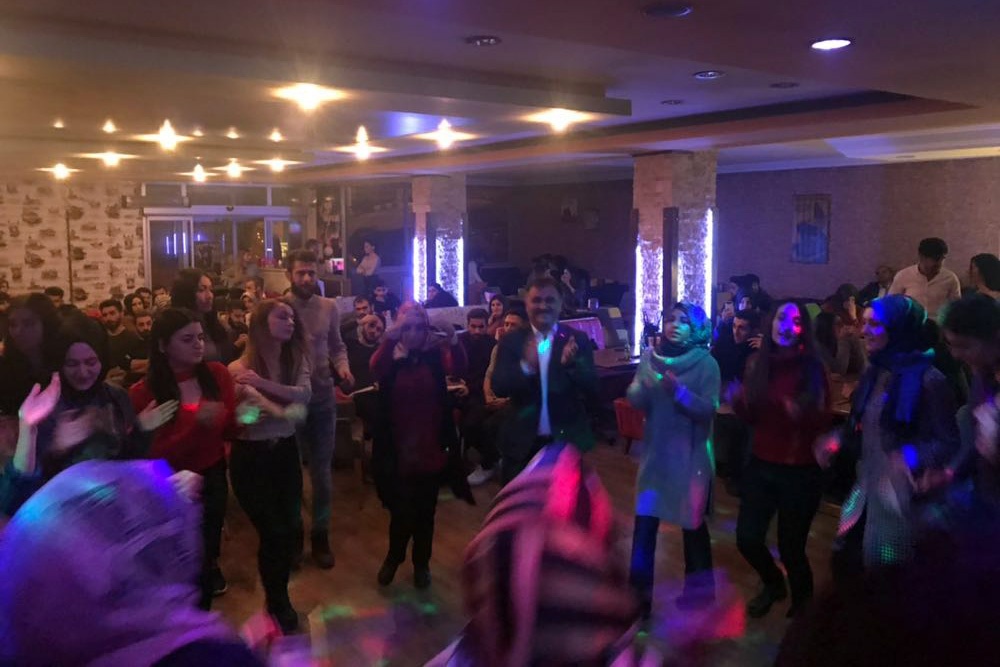 Çocuklar için canlı müzik programı düzenlediler 7