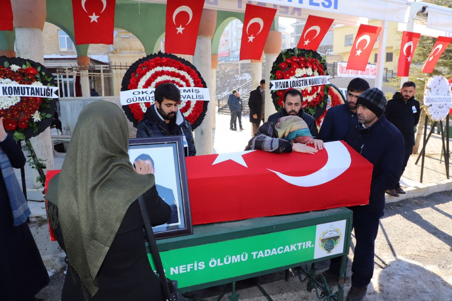 Şehidimiz son yolculuğuna uğurlandı 5