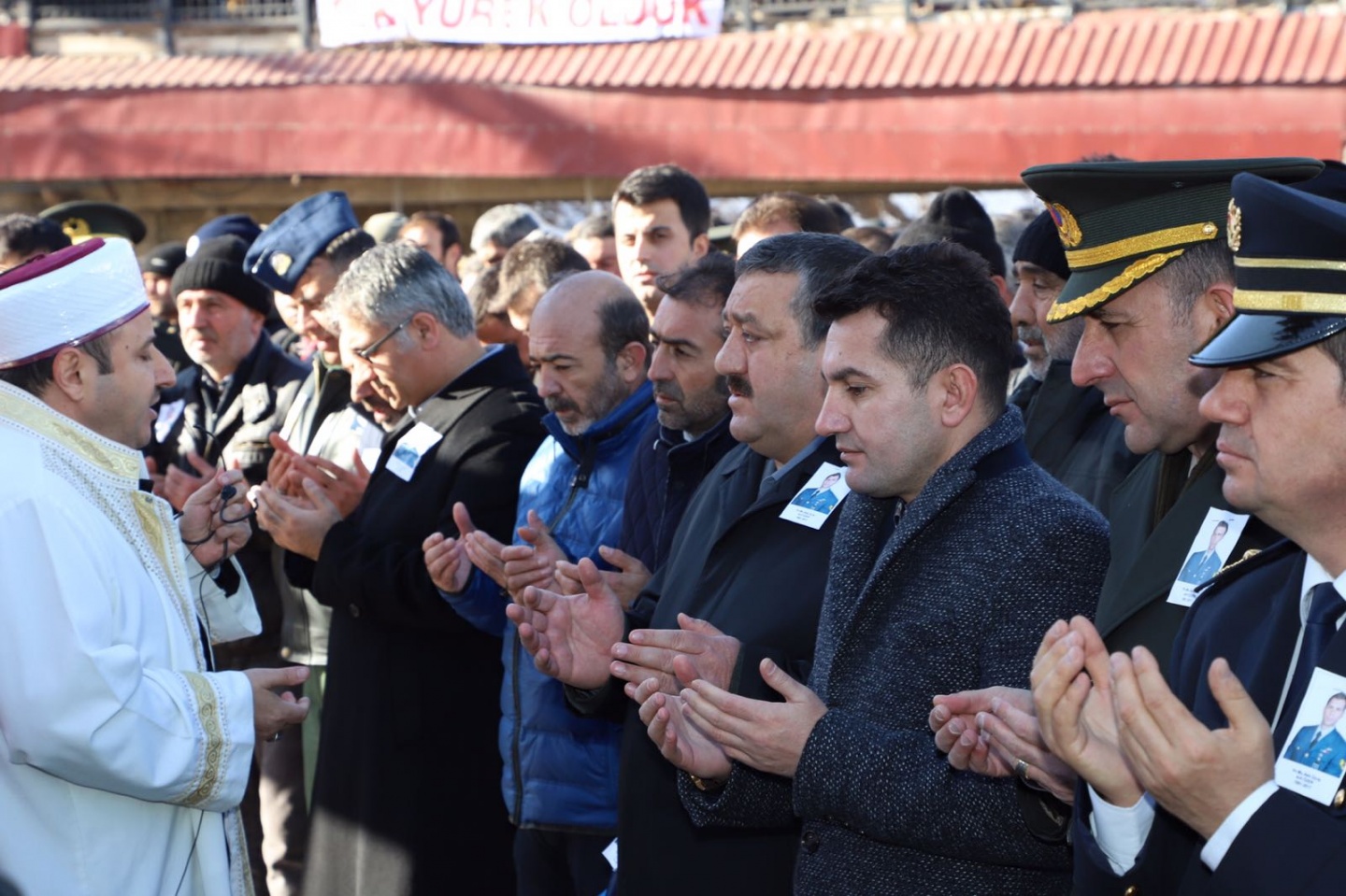 Şehidimiz son yolculuğuna uğurlandı 9