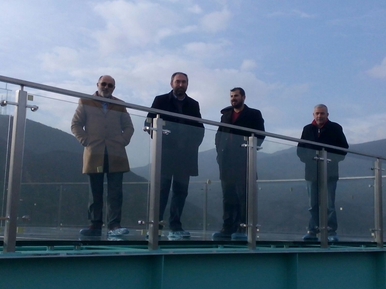 Torul kalesine cam seyir terası akını 3