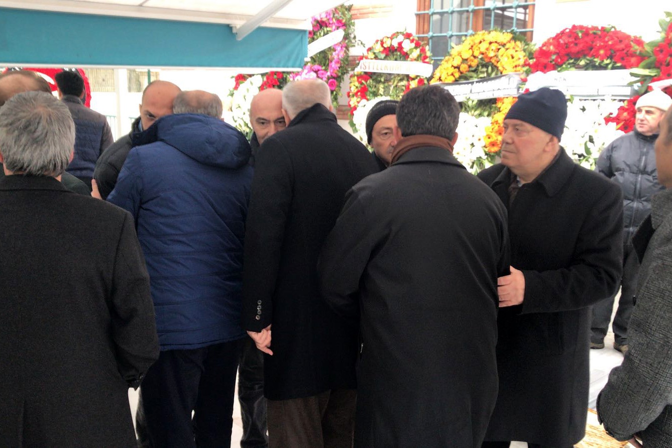 Akgül son yolculuğuna uğurlandı 3