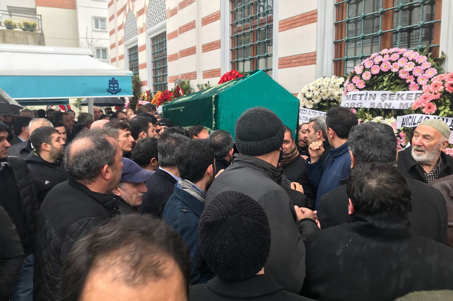 Akgül son yolculuğuna uğurlandı 16