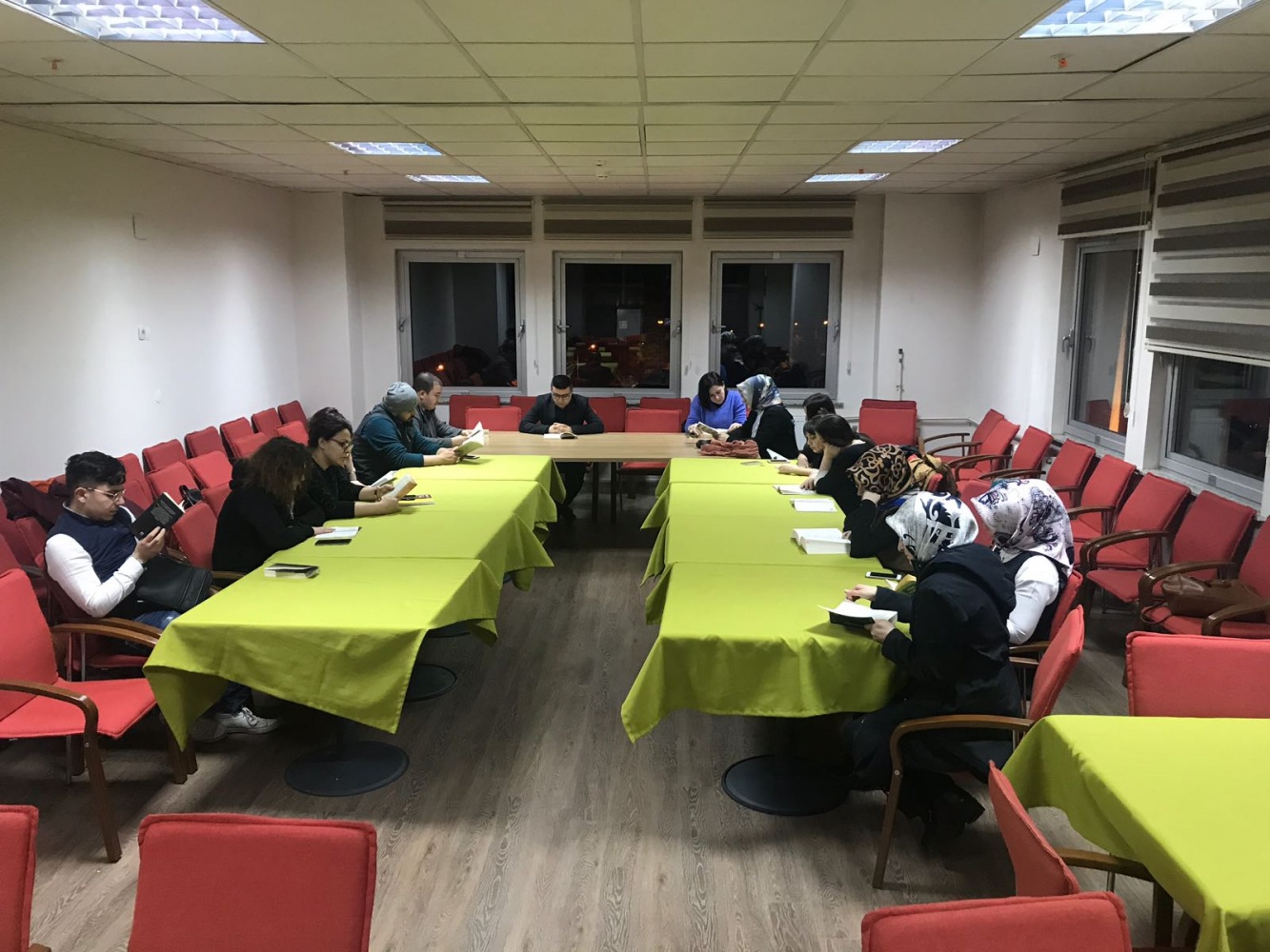 Gümüş’Hane’ler Okuyor projesine ilk destek TÜGVA’dan 15