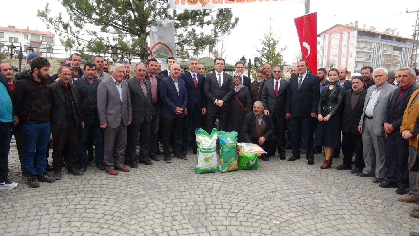 Gümüşhane’de çiftçilere 102,3 ton yem bitkisi tohumu dağıtıldı 14
