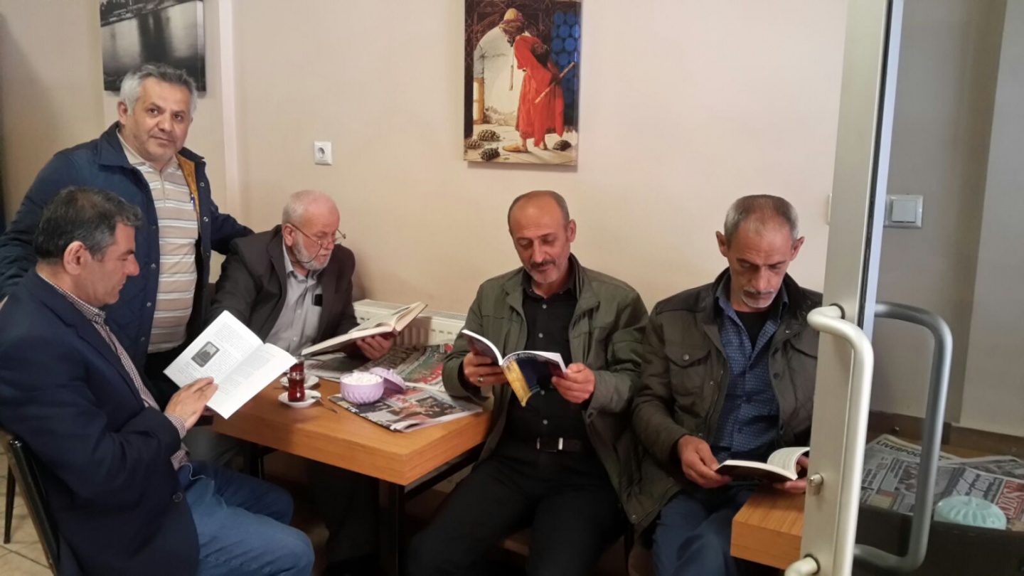 Eğitimci-Yazar İsmail Hayal’den kitap okuma projesine destek 2