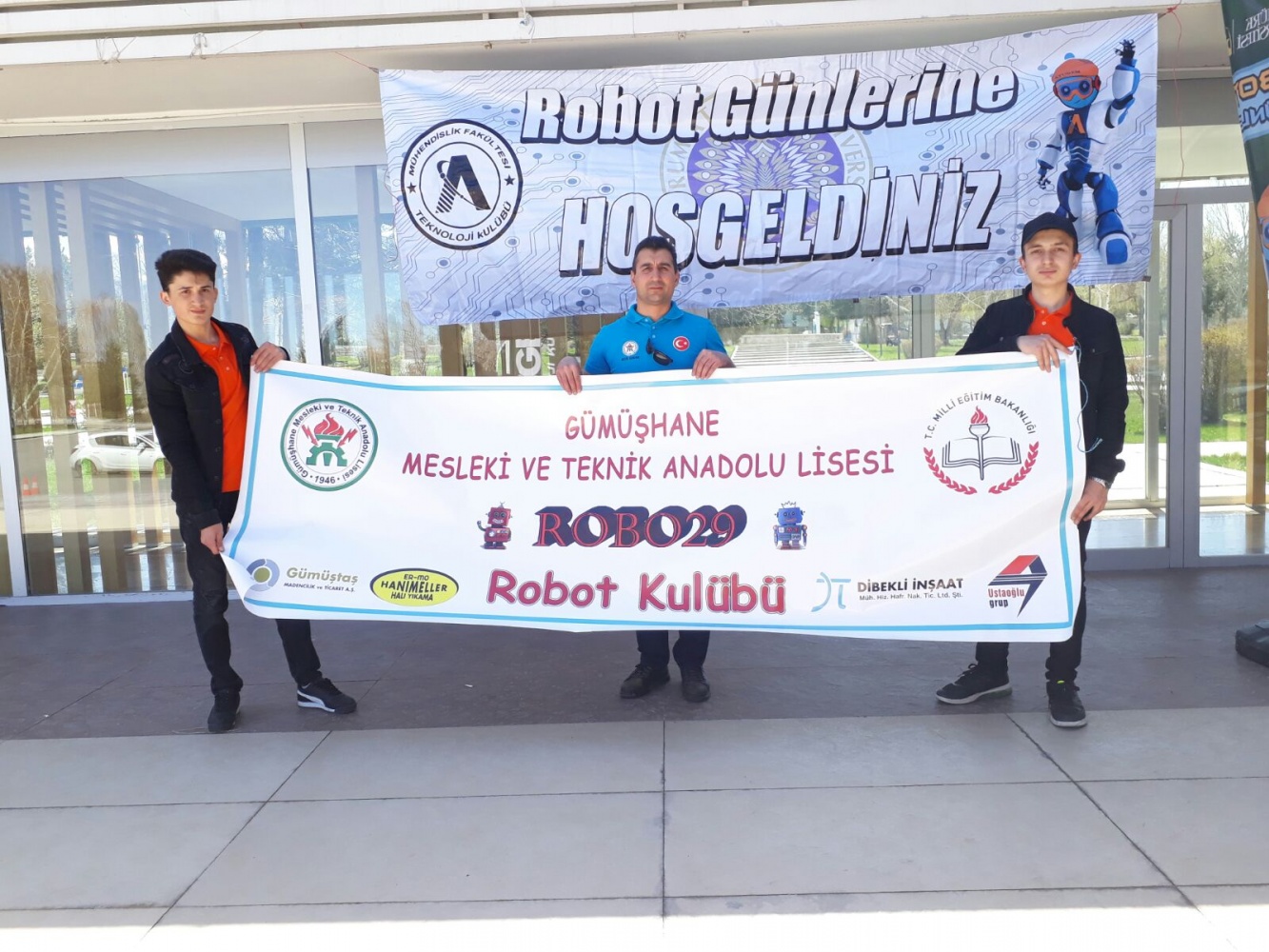 Gençler kodlayarak madalya koleksiyonu yapıyor 4