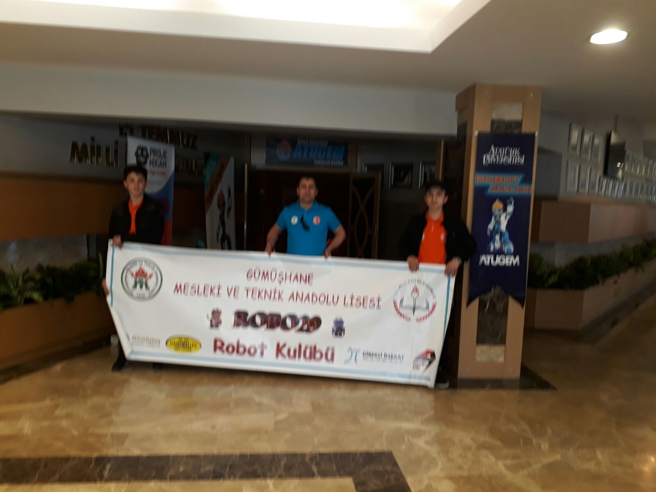 Gençler kodlayarak madalya koleksiyonu yapıyor 3