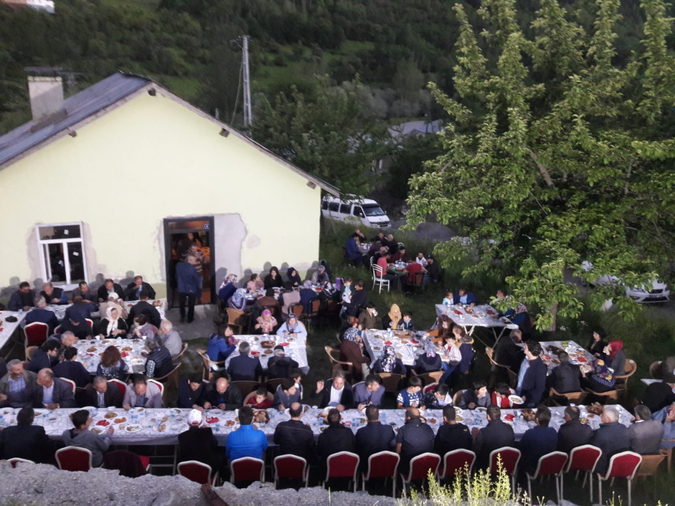 Yağlıdere köylüleri iftar sofrasında buluştu 4