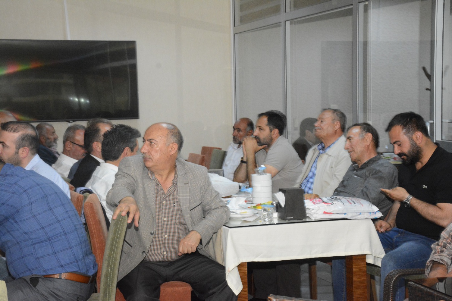 AK Parti’ye geniş katılımlı destek yemeği  22