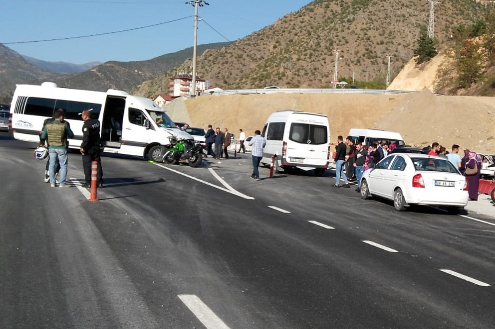 Gümüşhane’de trafik kazası: 1 yaralı  4