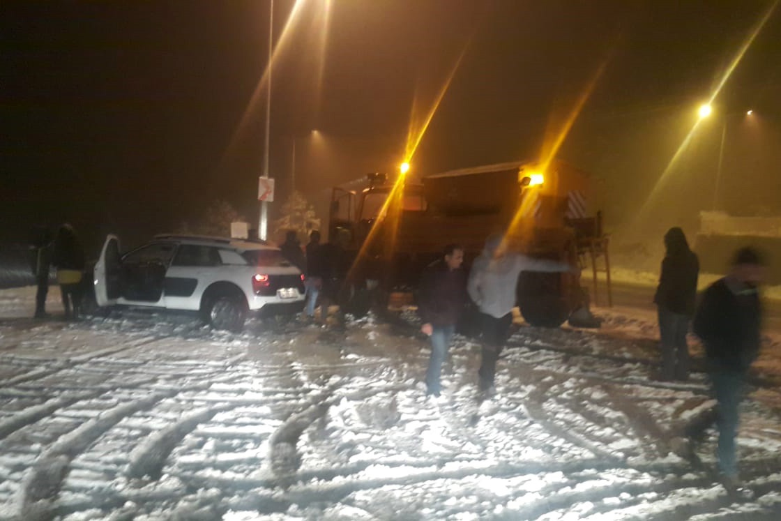 Zigana’ya yılın ilk karı düştü 6