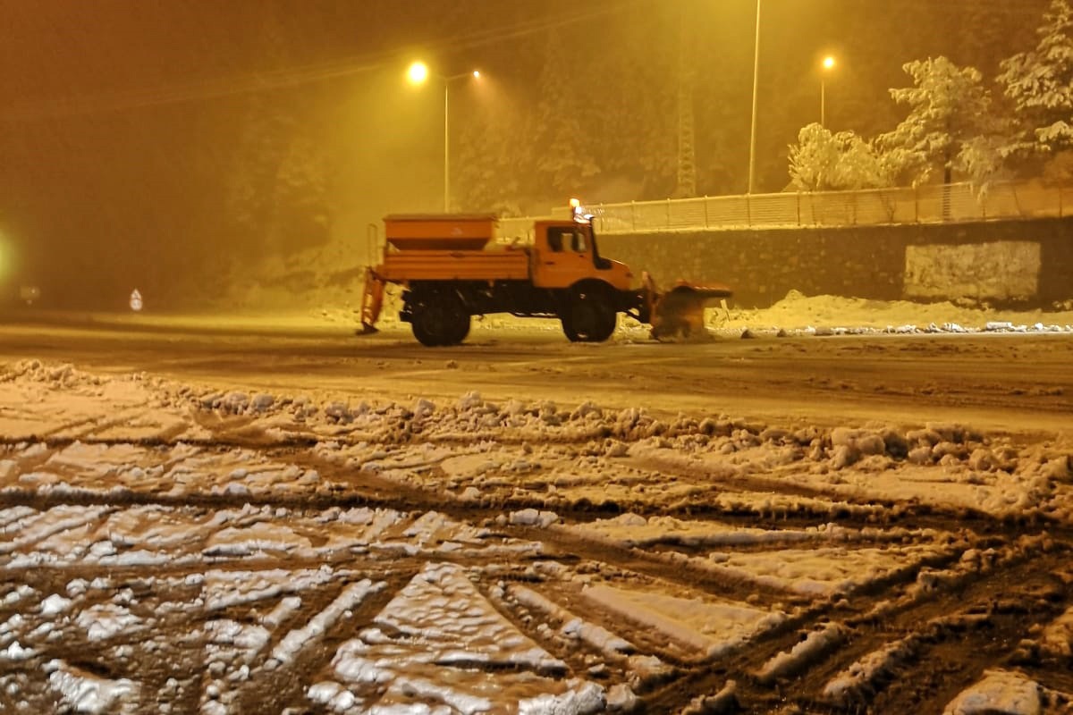Zigana’ya yılın ilk karı düştü 7