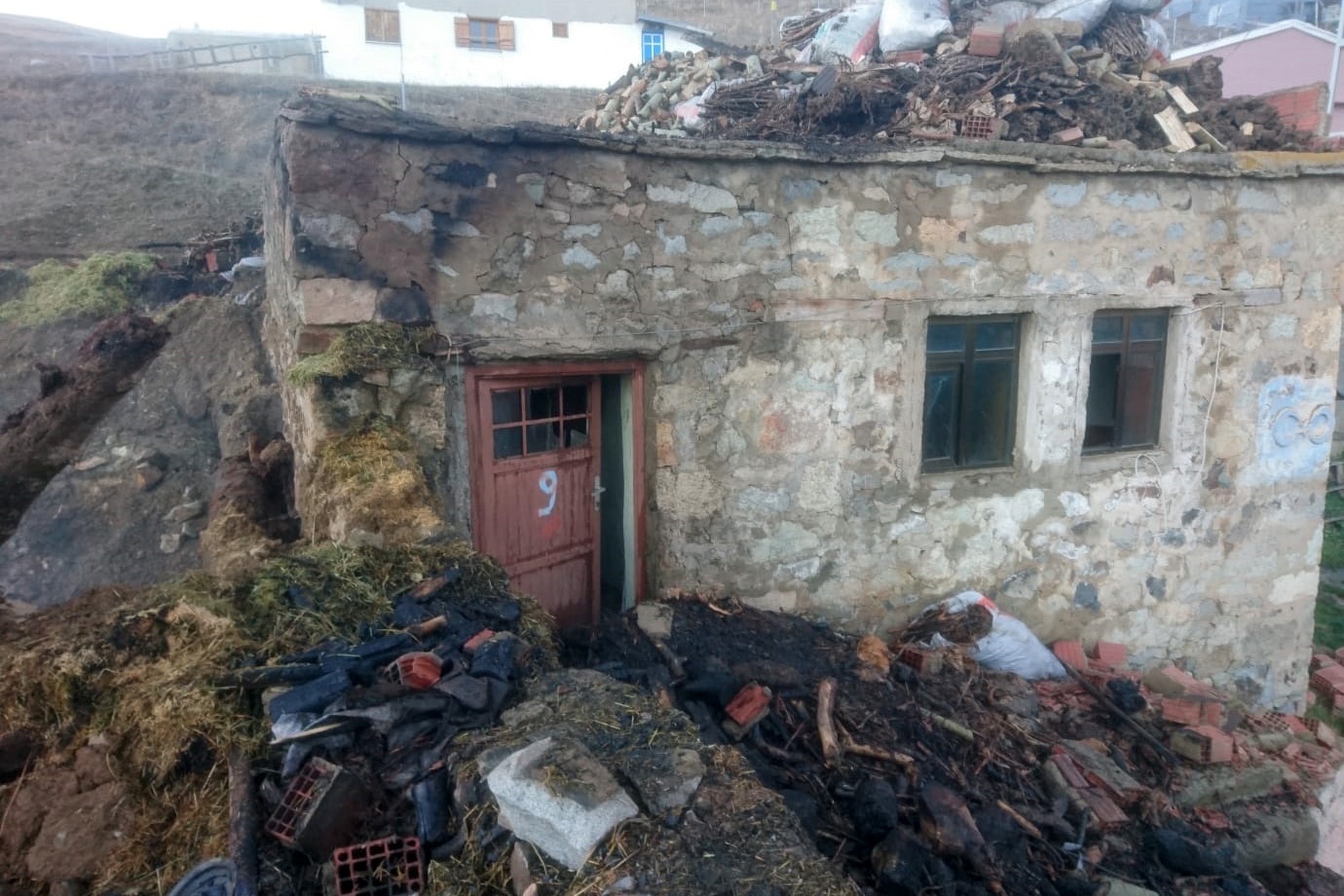 Gümüşhane’de yangın 15