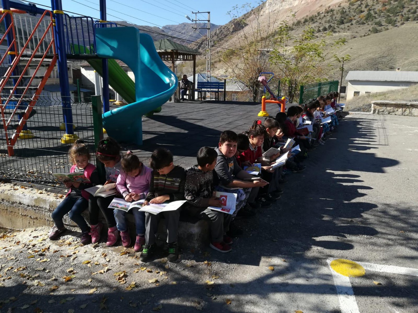 ‘Kitap Kardeşliği’ projesi devam ediyor 1