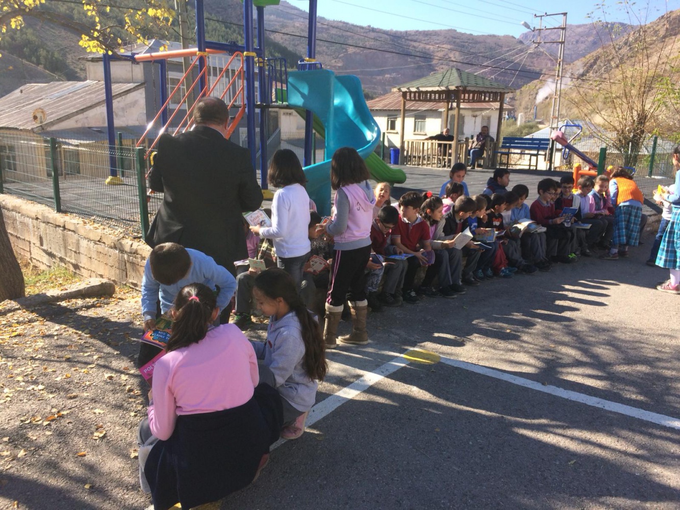 ‘Kitap Kardeşliği’ projesi devam ediyor 2