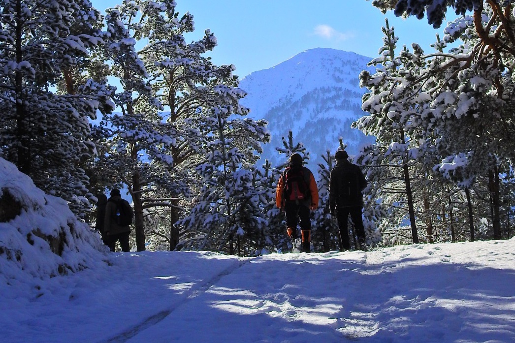 Gümüşhaneli dağcılardan tarihi ipek yolunda beyaz yürüyüş 9