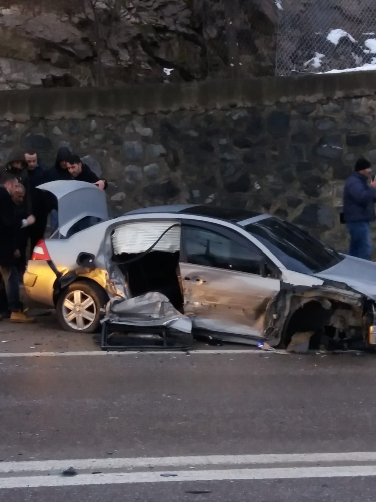 Gizli buzlanma kazaları da beraberinde getirdi 3