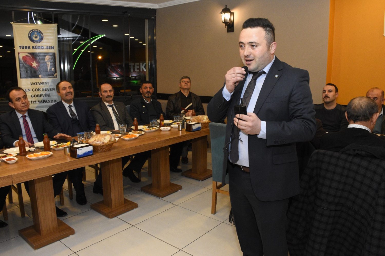 Türk Büro-Sen üyeleri yemekte buluştu 2