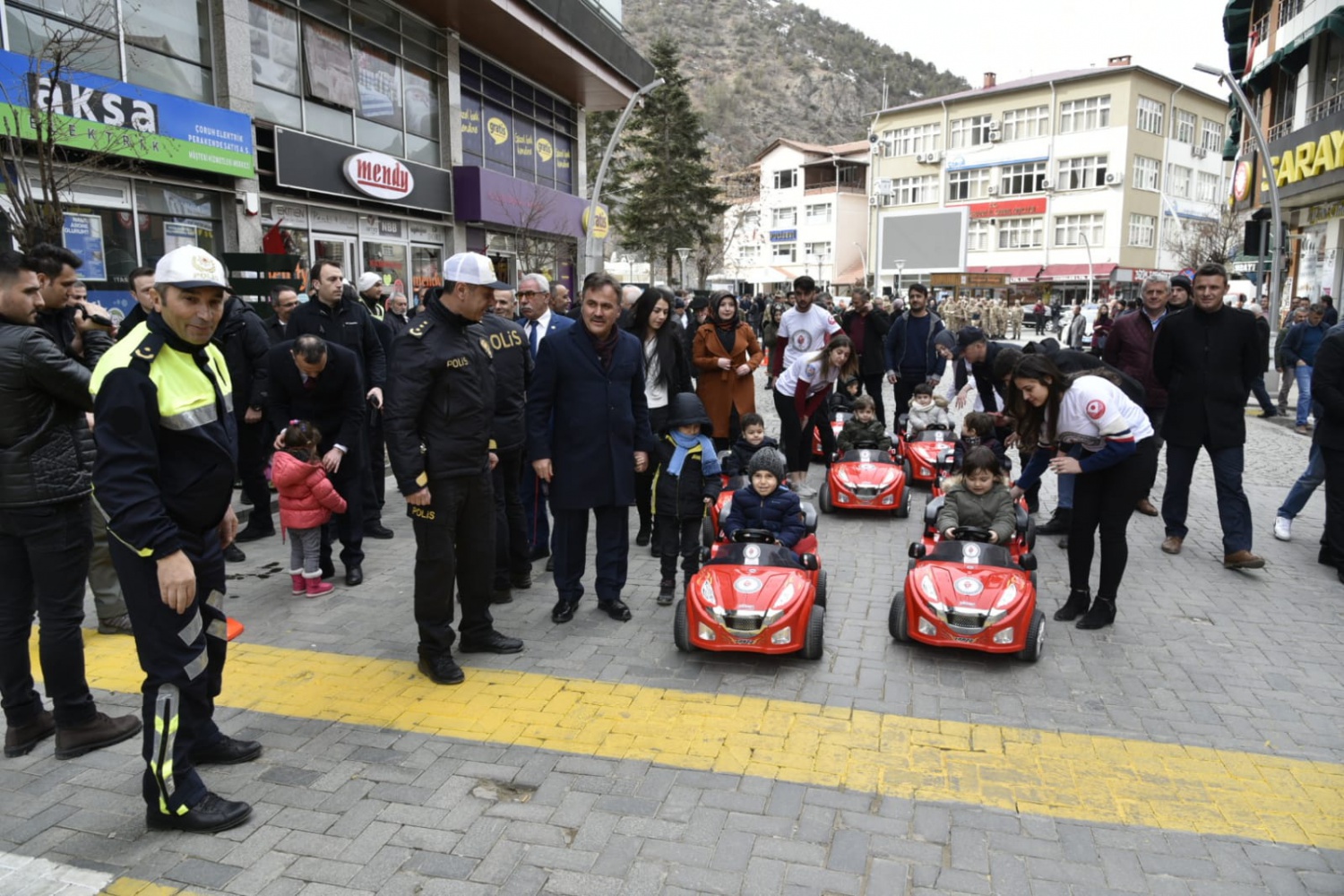 ‘Öncelik Hayatın, Öncelik Yayanın’ 14