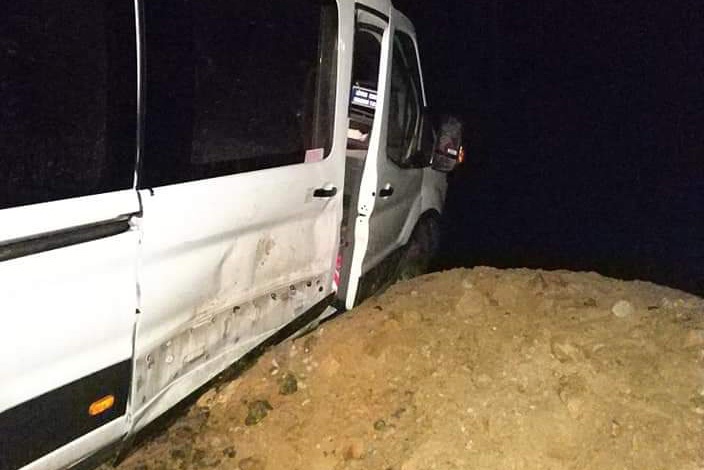 İşçi servisi kaza yaptı: 2 yaralı 3