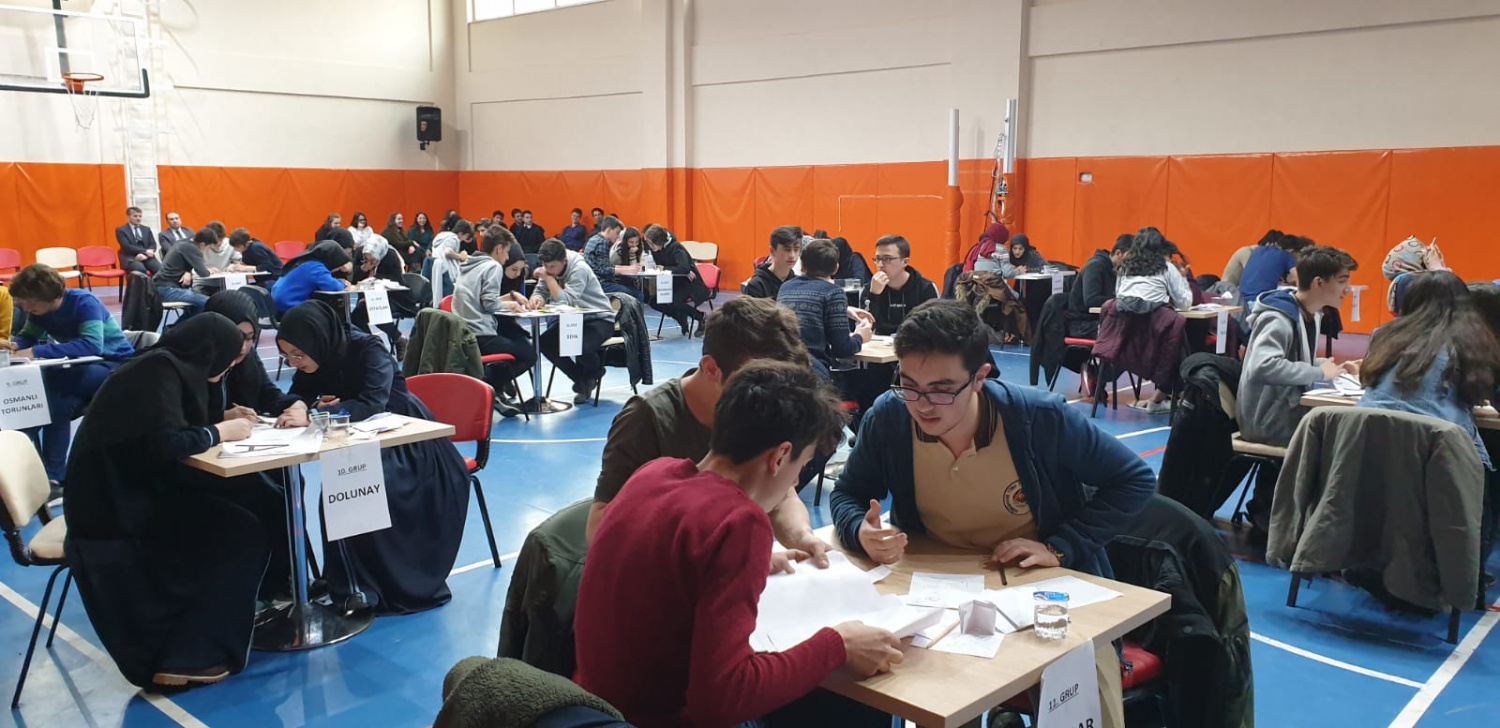 Gençler bilgi yarışmasında ter döktü 10