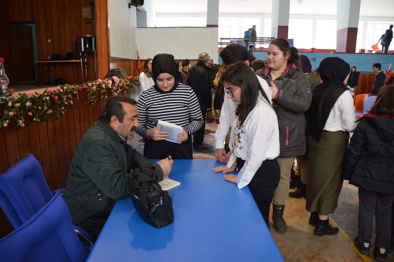 Gümüşhane’de ‘Gümüşhaneli Şairlerin Şiirleri’ dinletisi yapıldı 39