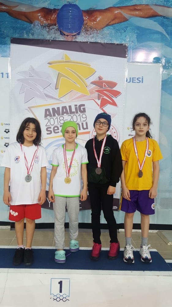 Yüzmede madalyaların sayısı artıyor 2