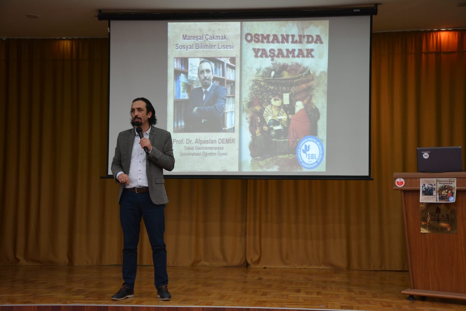 Demir öğrencilerle buluştu 3