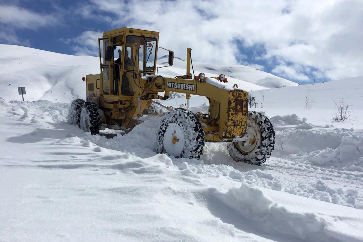 Gümüşhane’de kapalı köy yolları açıldı 4
