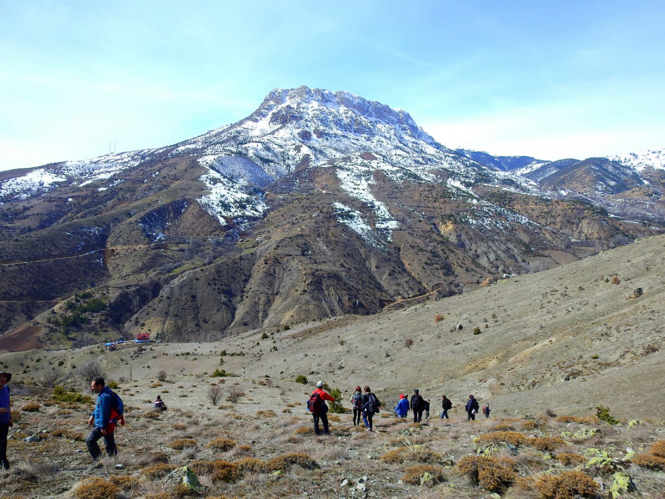 Gümüşhaneli dağcılardan Kadınlar Günü yürüyüşü 6
