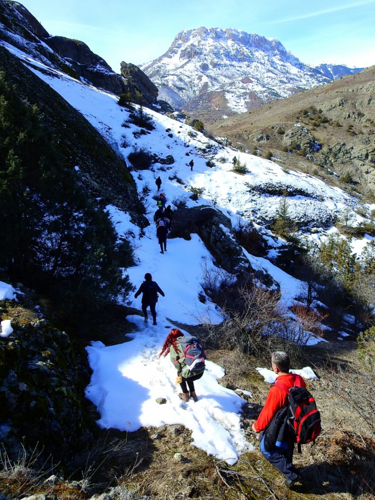 Gümüşhaneli dağcılardan Kadınlar Günü yürüyüşü 8