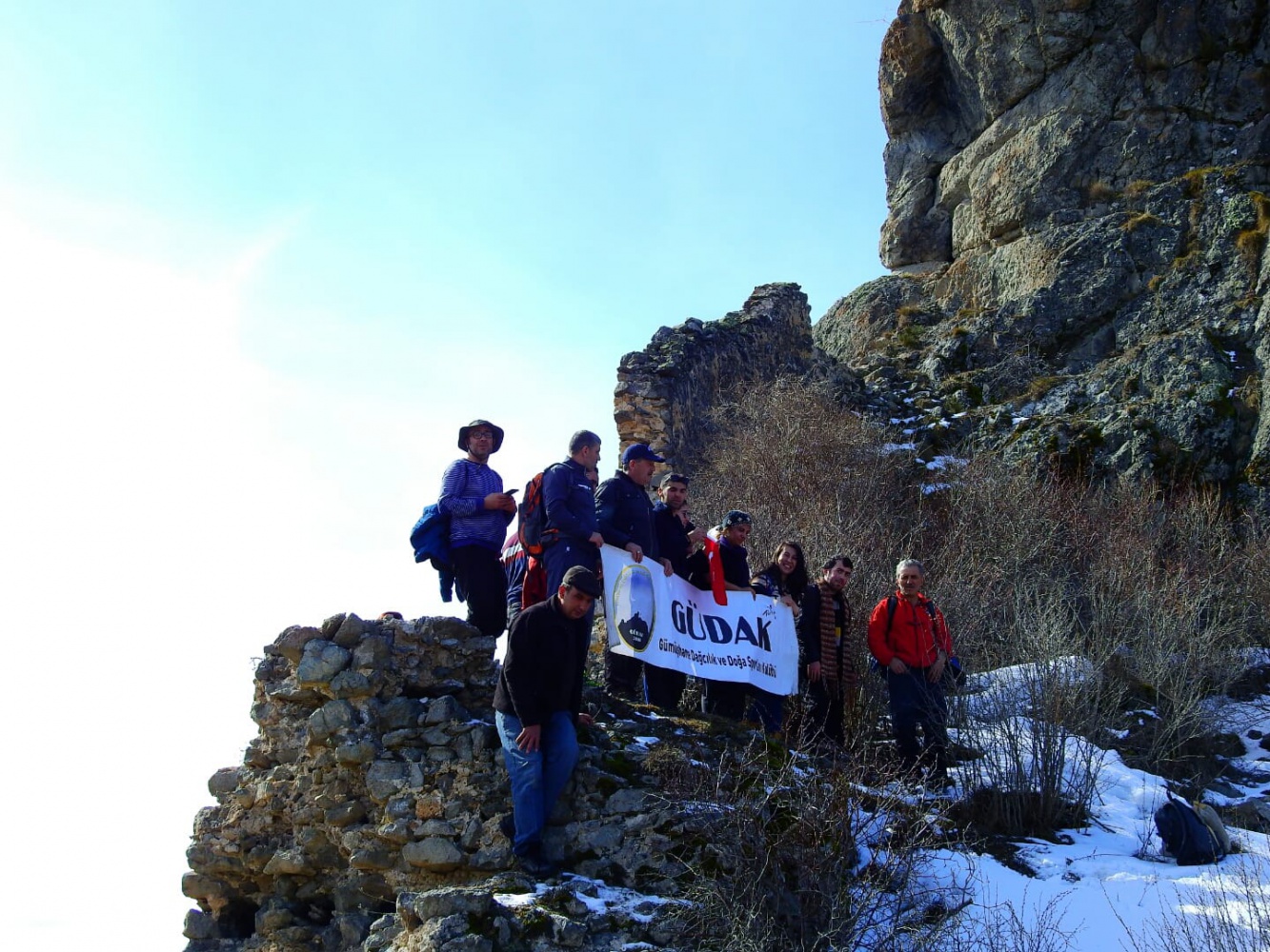 Gümüşhaneli dağcılardan Kadınlar Günü yürüyüşü 10