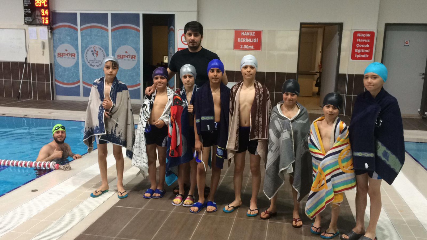 Gümüşhane’de 740 öğrenci yüzme öğrendi 3