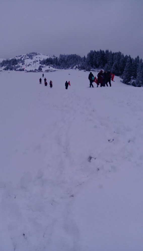 Gümüşhaneli dağcılar Çanakkale şehitleri için yürüdü 1