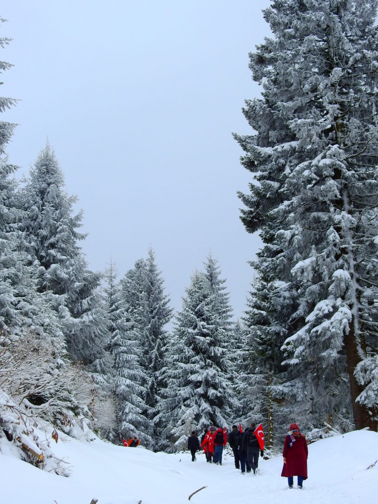 Gümüşhaneli dağcılar Çanakkale şehitleri için yürüdü 40