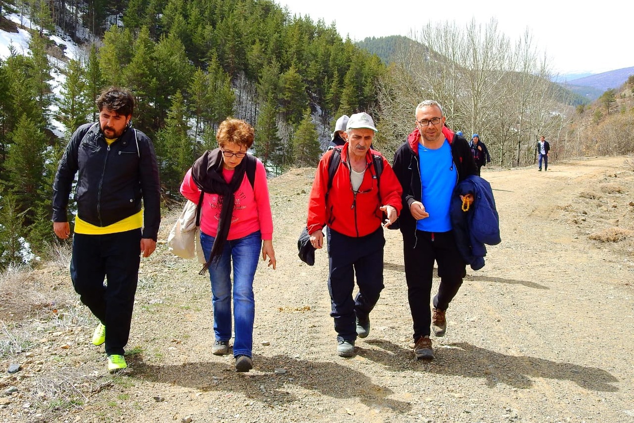 Gümüşhaneli dağcılardan Kelkit’te bahar yürüyüşü 7