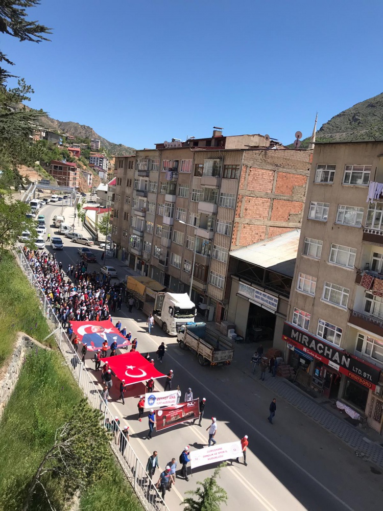 Milli Mücadele’nin yüzüncü yılı kutlamaları yürüyüşle başladı 7