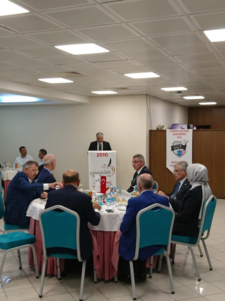 Gümüşhaneli bürokratlar GÜBDER iftarında buluştu 3