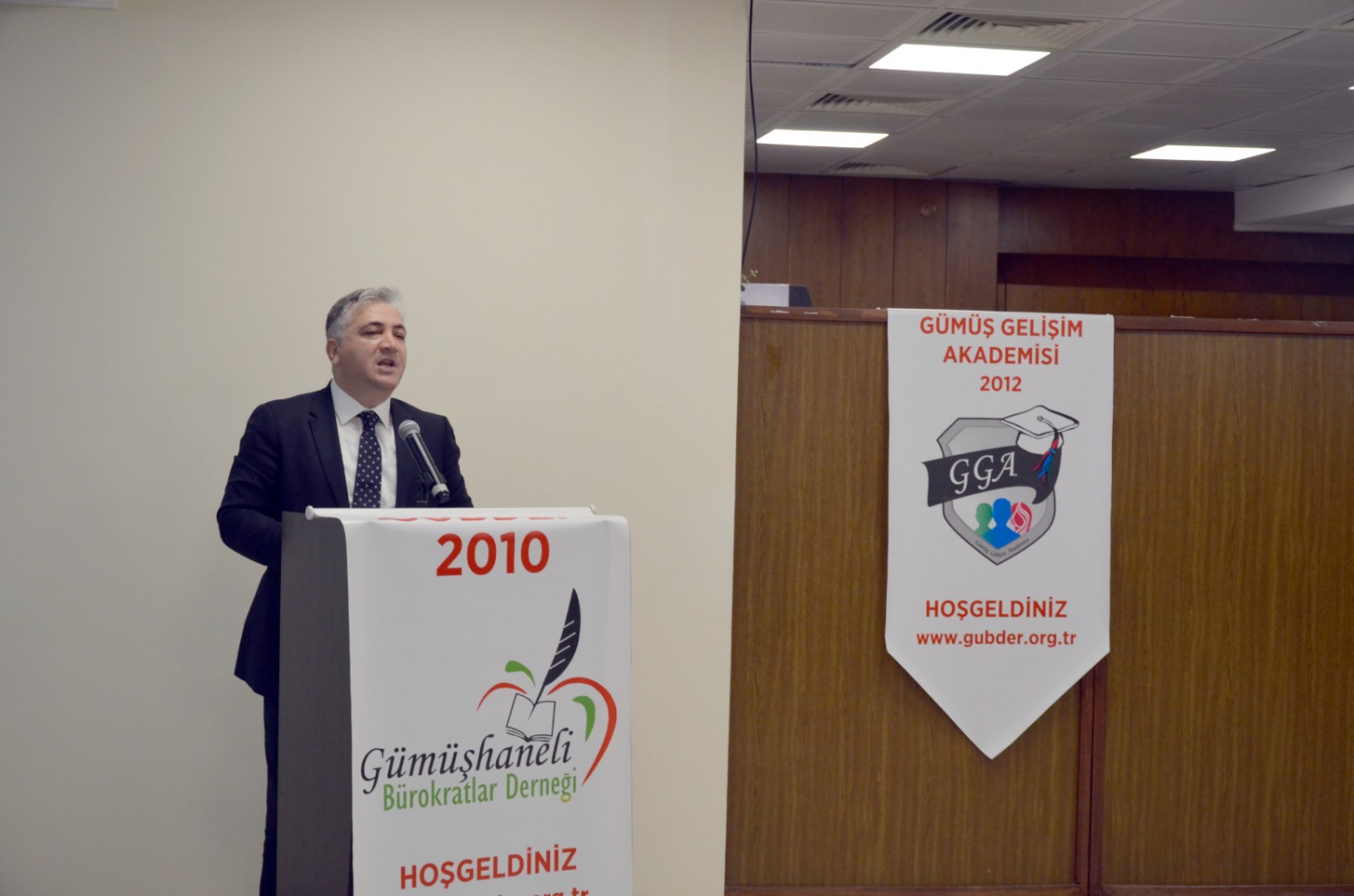 Gümüşhaneli bürokratlar GÜBDER iftarında buluştu 41