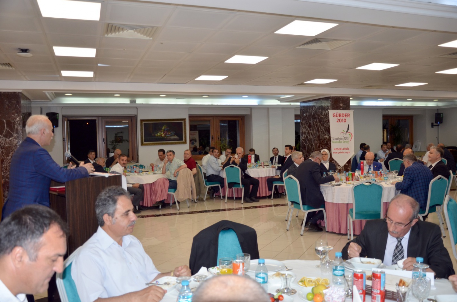 Gümüşhaneli bürokratlar GÜBDER iftarında buluştu 12