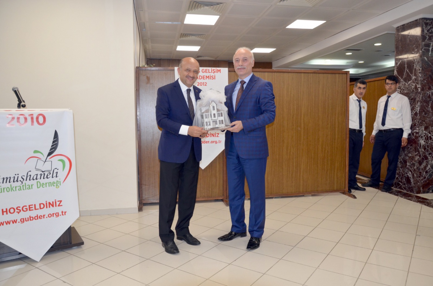 Gümüşhaneli bürokratlar GÜBDER iftarında buluştu 14