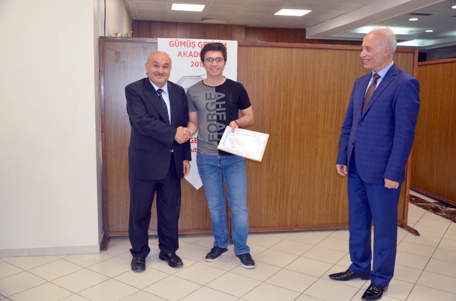 Gümüşhaneli bürokratlar GÜBDER iftarında buluştu 32