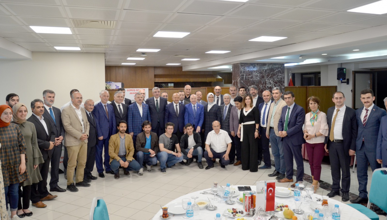 Gümüşhaneli bürokratlar GÜBDER iftarında buluştu 11