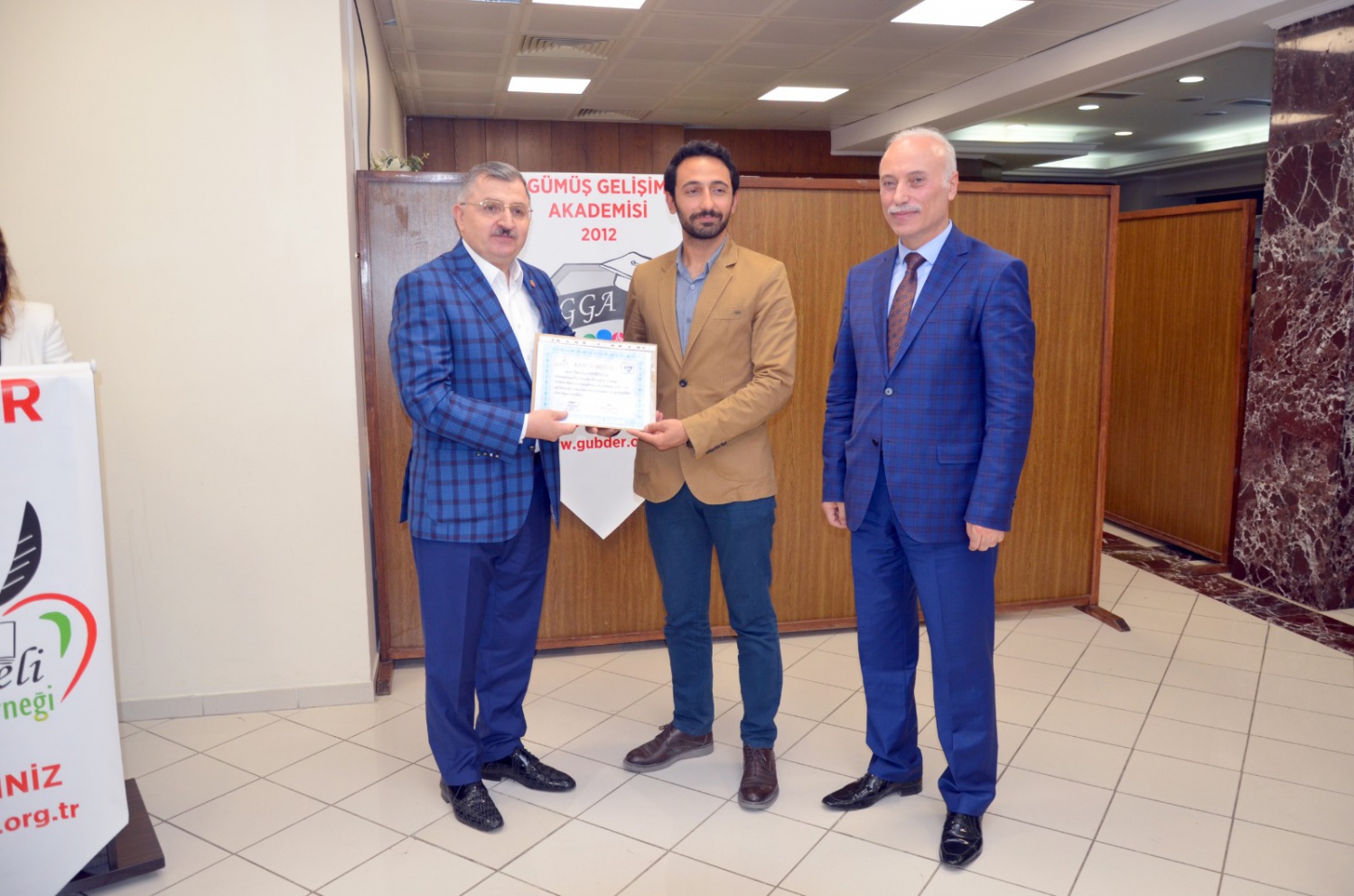 Gümüşhaneli bürokratlar GÜBDER iftarında buluştu 20