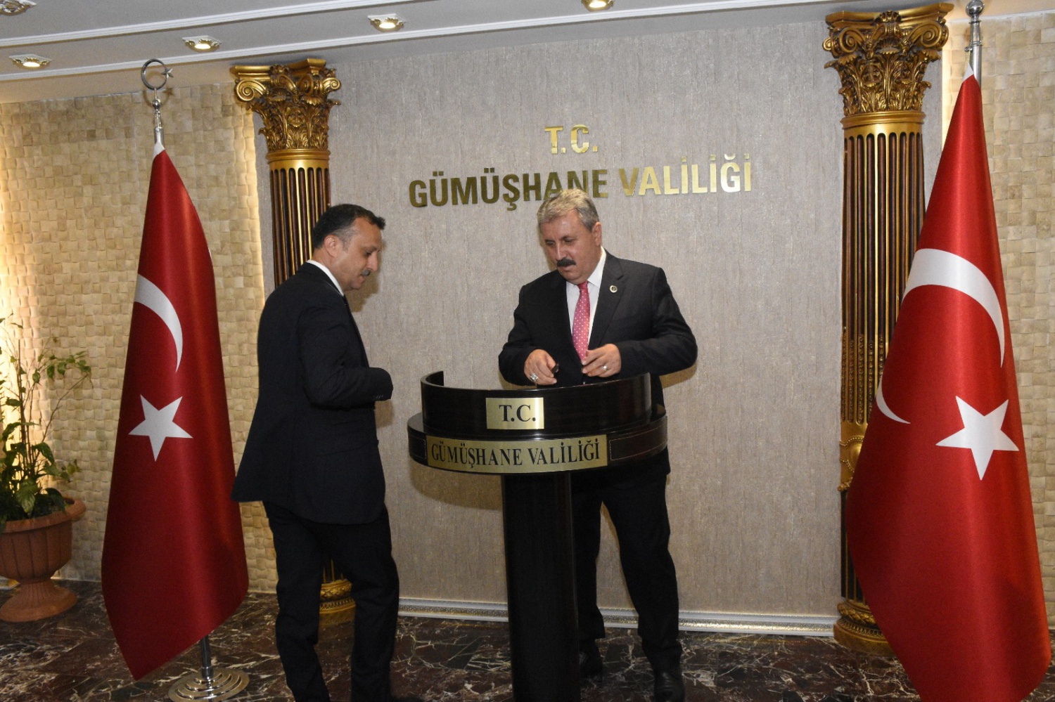 Destici Gümüşhane'de 6