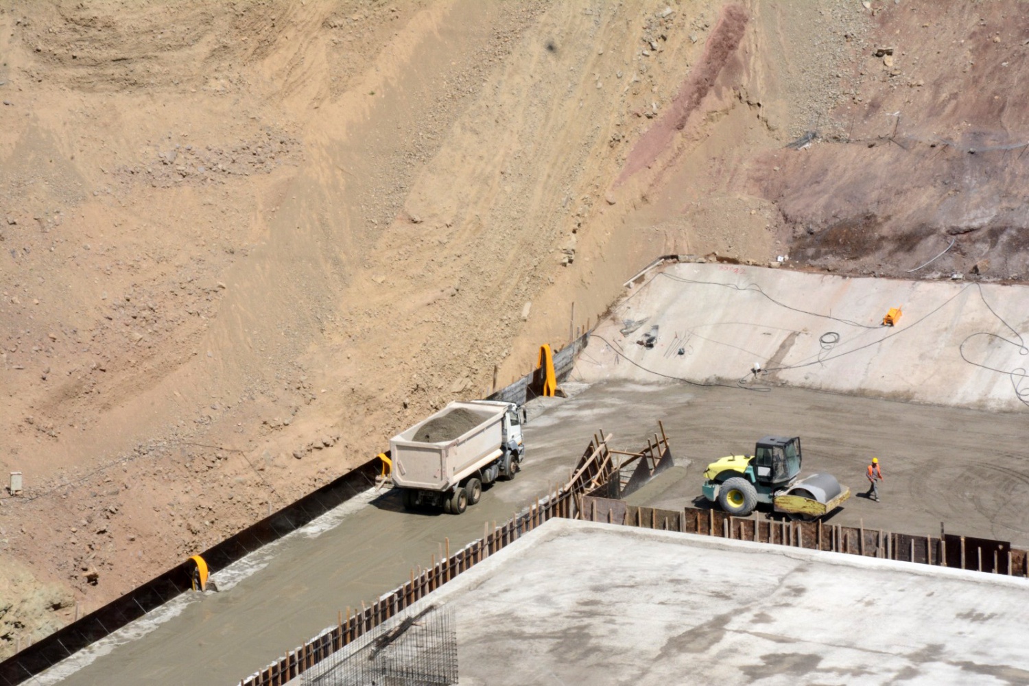 Bahçecik Barajında çalışmalar sürüyor 8