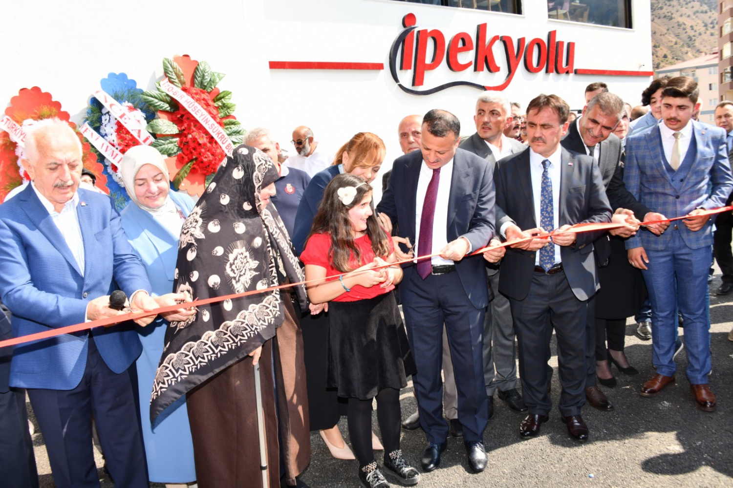 İpekyolu AVM 2.şubesini açtı 5