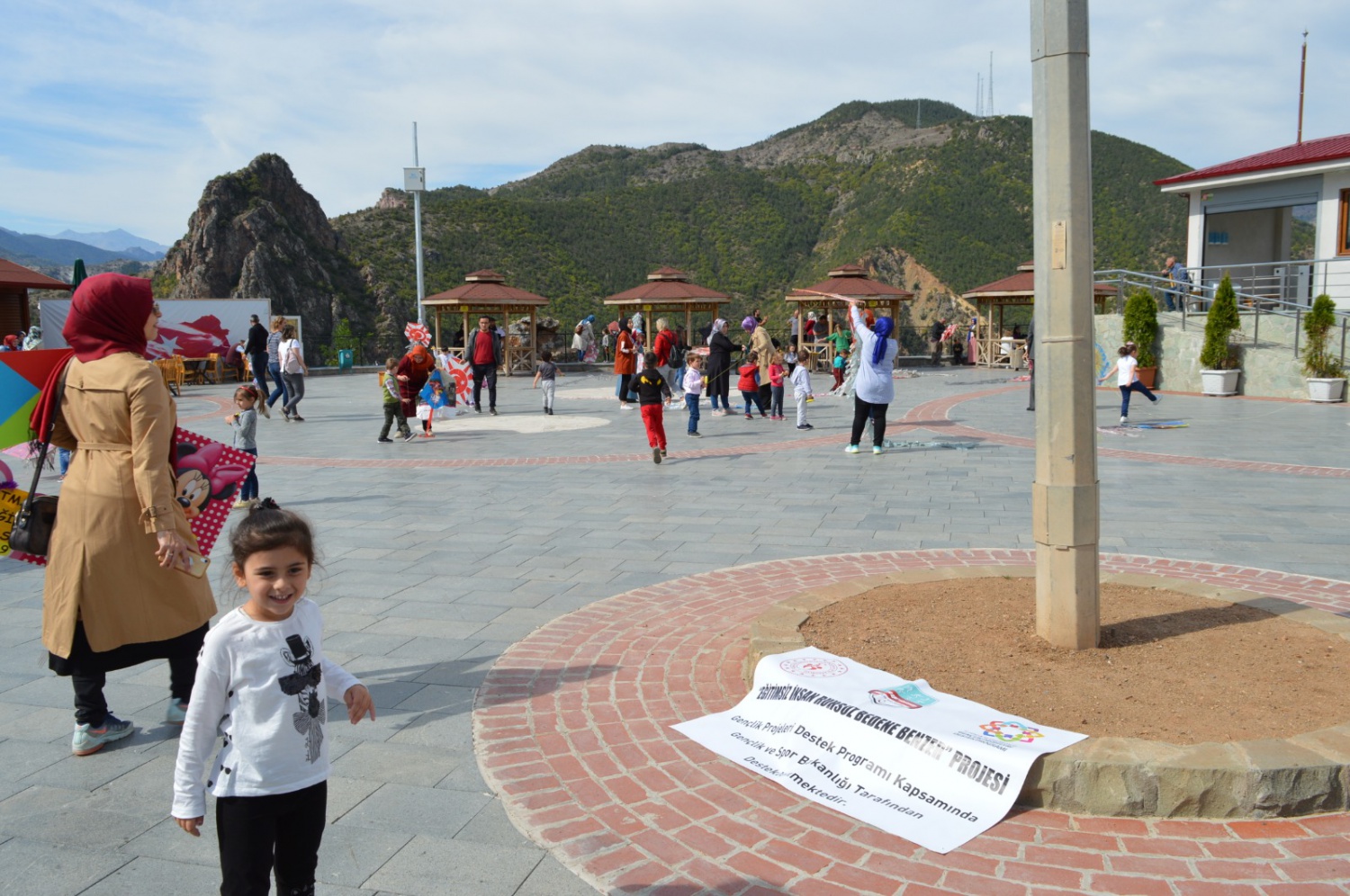 Cam terasta uçurtma şenliği 5