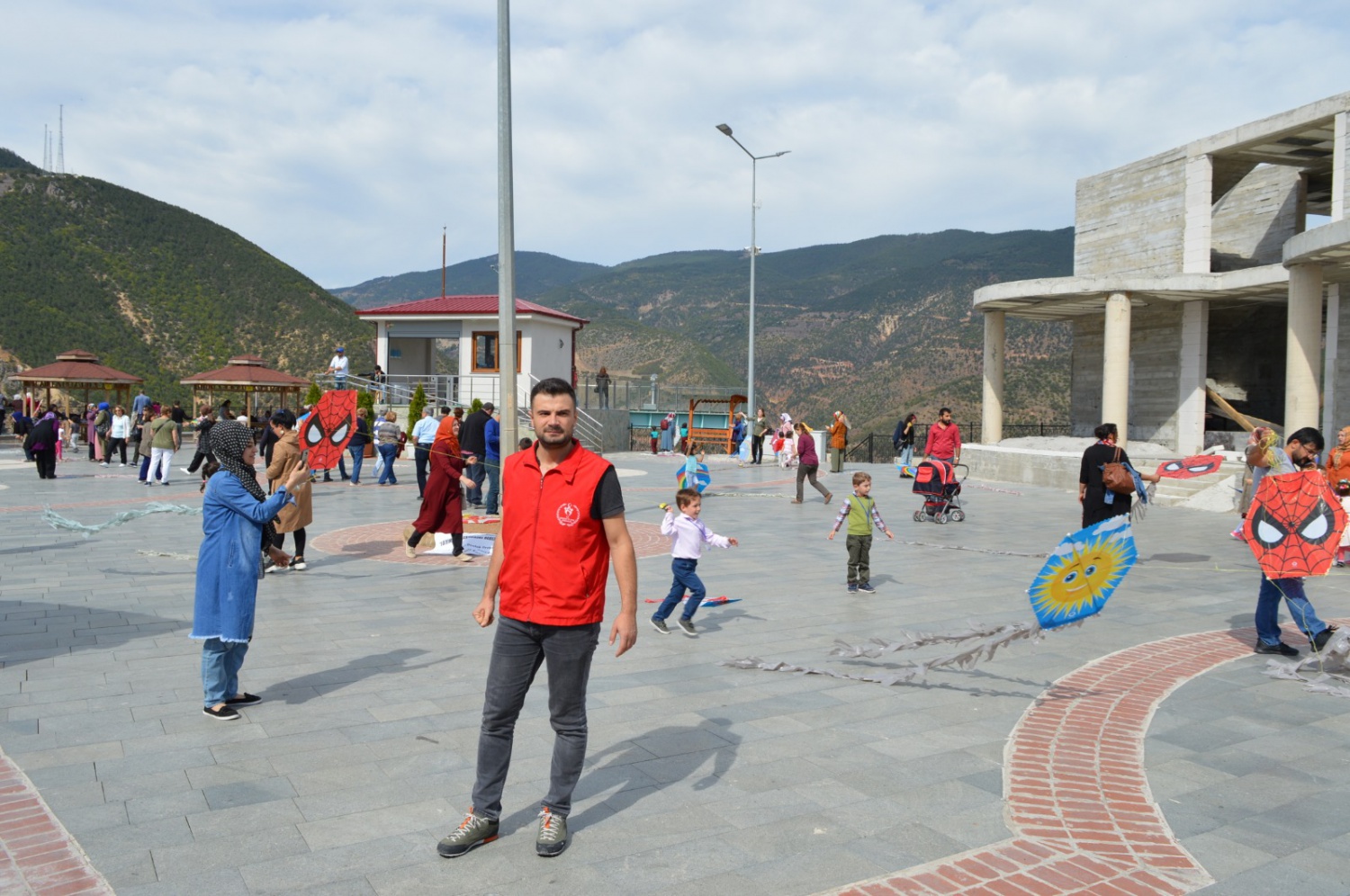 Cam terasta uçurtma şenliği 3