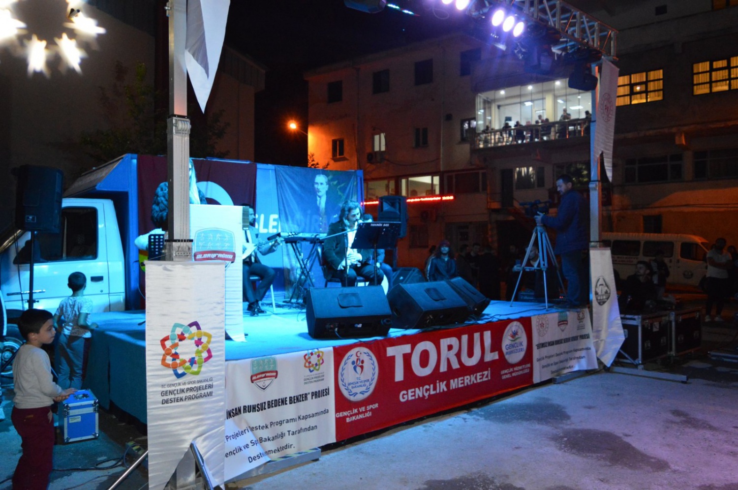 Torul’da halk konseri gerçekleştirildi 9